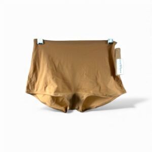 SKIMS NWT Panties in Tan Size L